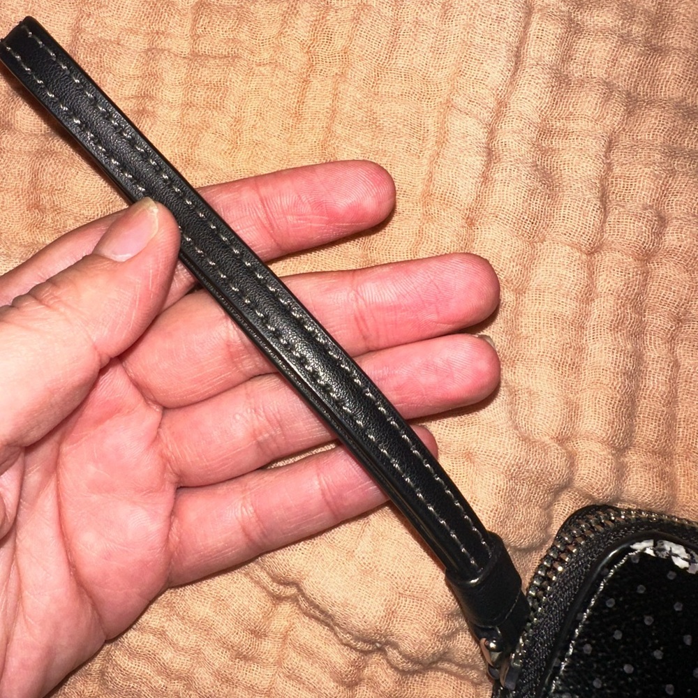 Coach Zip wristlet with bow print - Picture 11 of 12